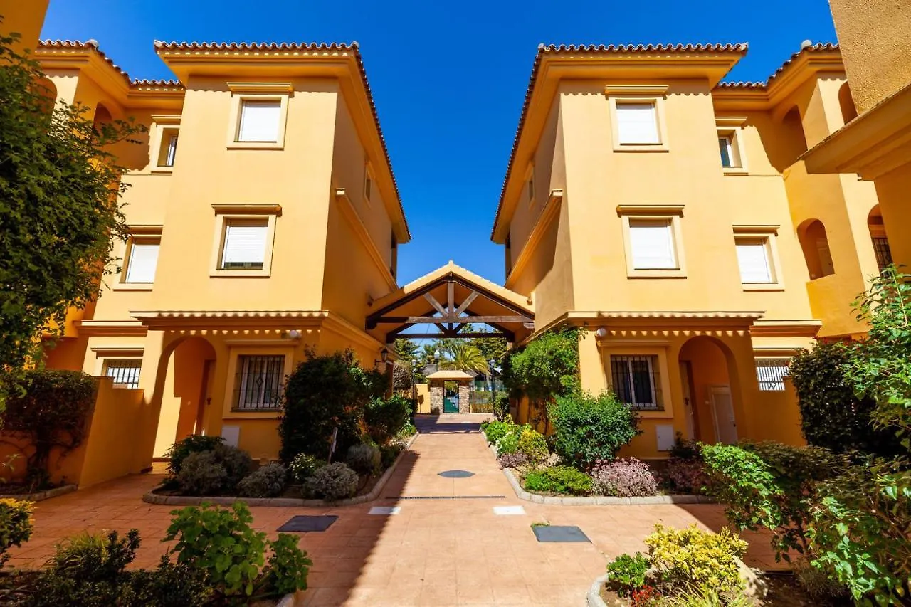 Bonito Y Moderno Apartamento En La Barrosa, Novo Santi Petri Chiclana de la Frontera Spain
